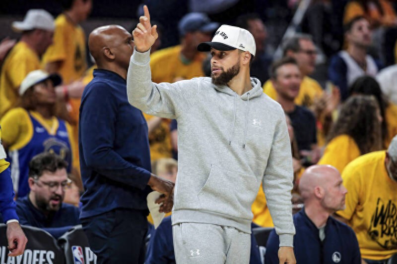 Curry's injury changed the direction of the Warriors and Timberwolves series, and the coach lamented: He could have gone further