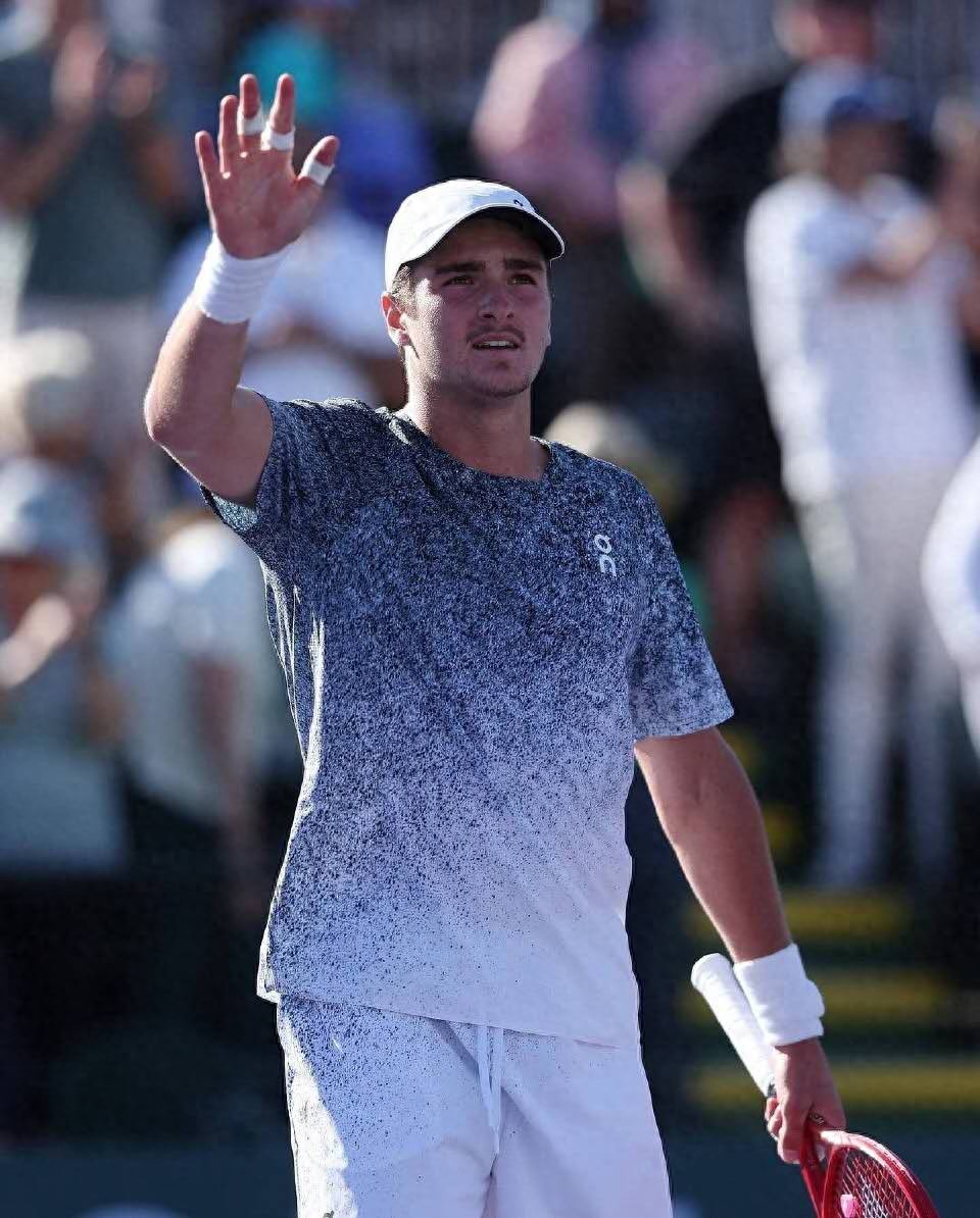 Fonseca expresses desire to compete with Sinner and Alcaraz, Rune indicates potential return during grass season