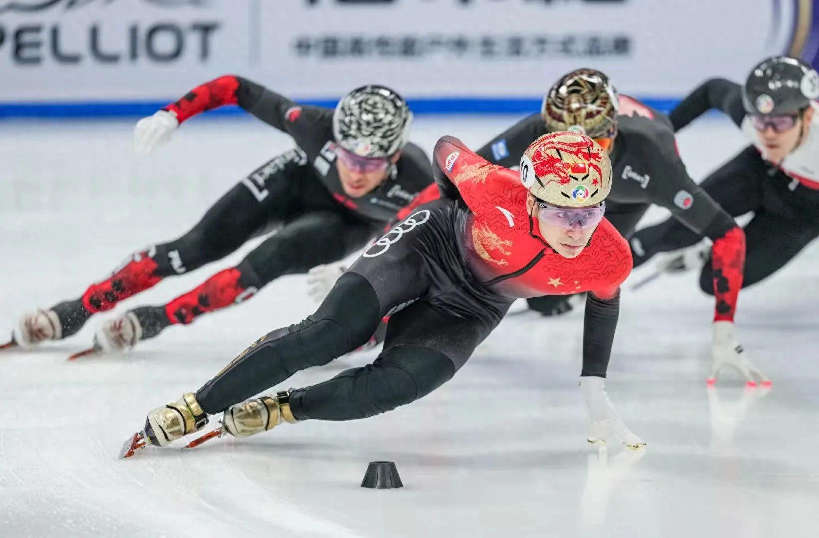 Liu Shaoang beats South Korea's bronze medal! World Short Track Championships 1500m final: Tanginou, Canada wins