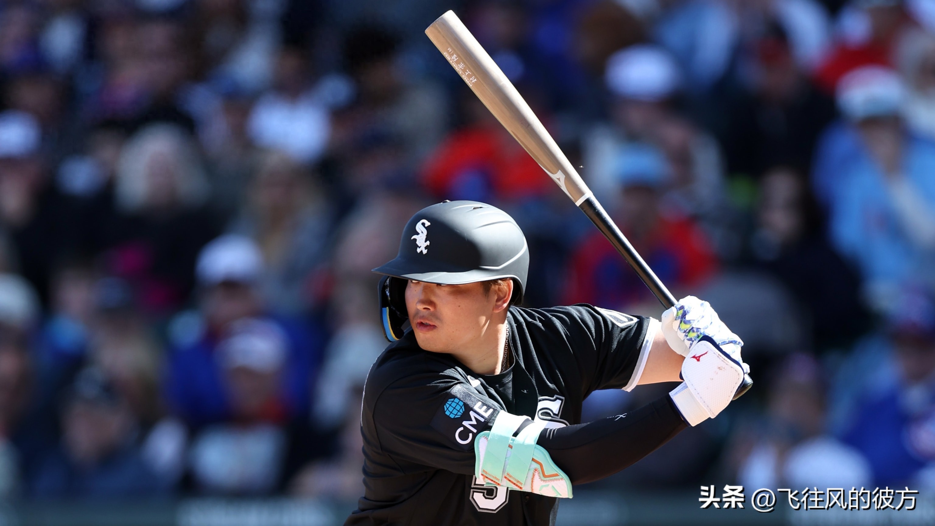 Yoshinobu Yamamoto temporarily withdrew from spring training due to fatigue, preparing to depart for Japan for the Classic.