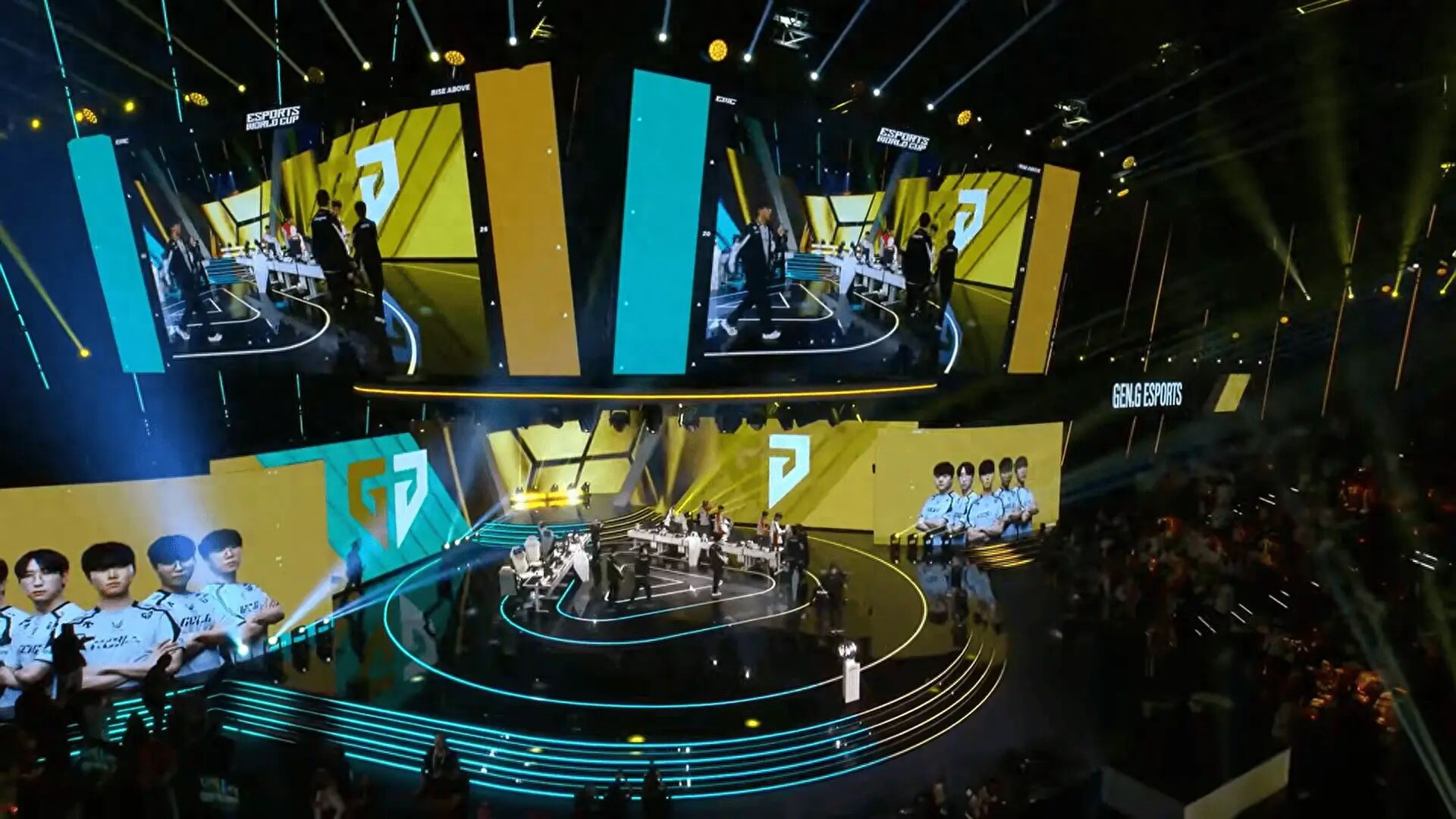 The strongest all-Chinese team in LPL has suffered humiliation! Faker supports AL to win the championship, while T1’s brand has been included in GEN’s trophy base.