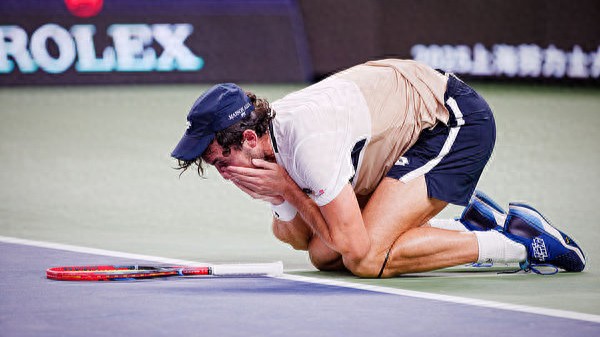The Shanghai Masters has concluded, and here comes the epilogue! The poster was criticized for not choosing an auspicious date, and the final lineup dragged down the ticket sales.