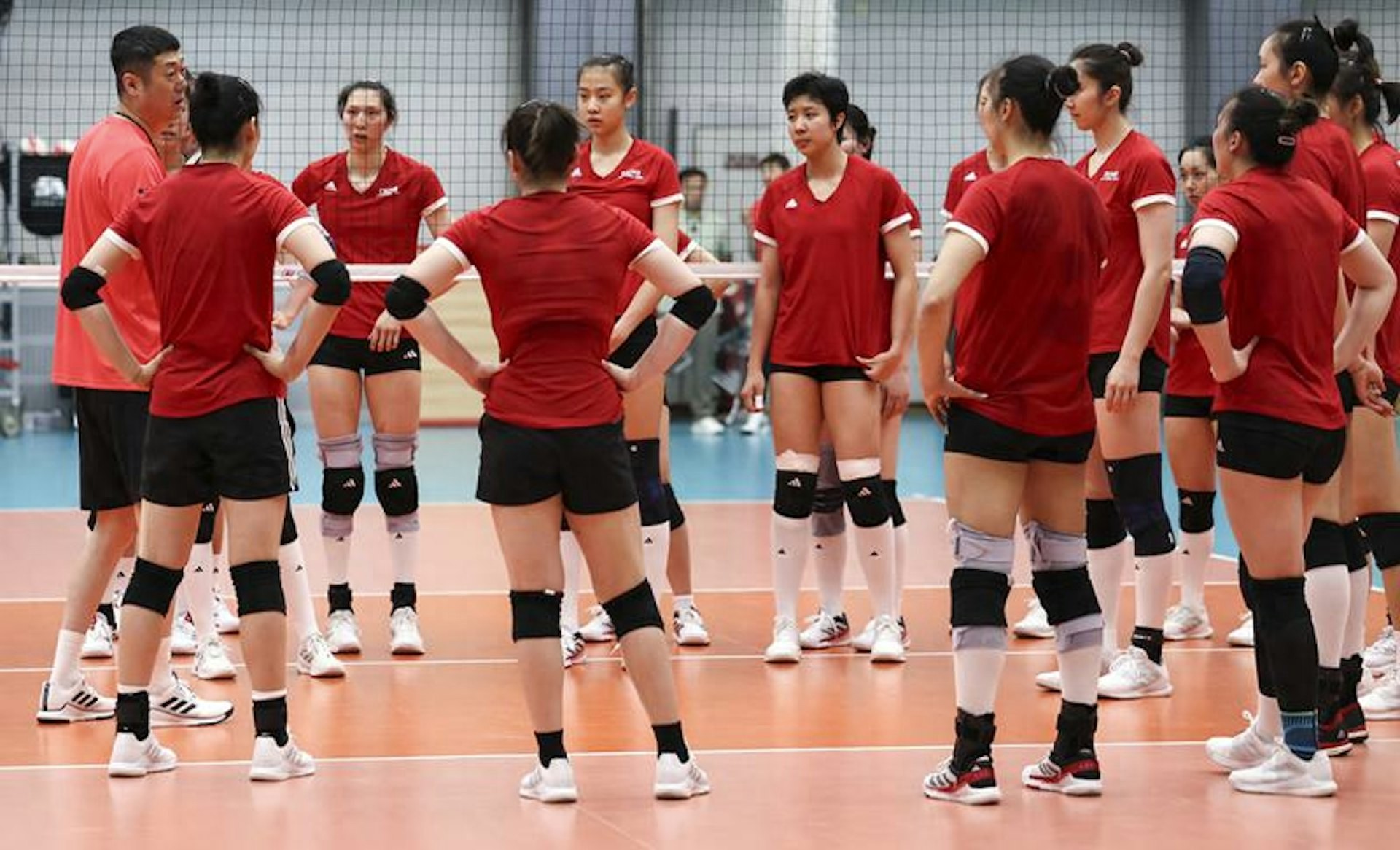 The new Chinese women's volleyball team in the "post-Zhu Ting era" will alternate and strive to be on the podium of the 2028 Olympic Games