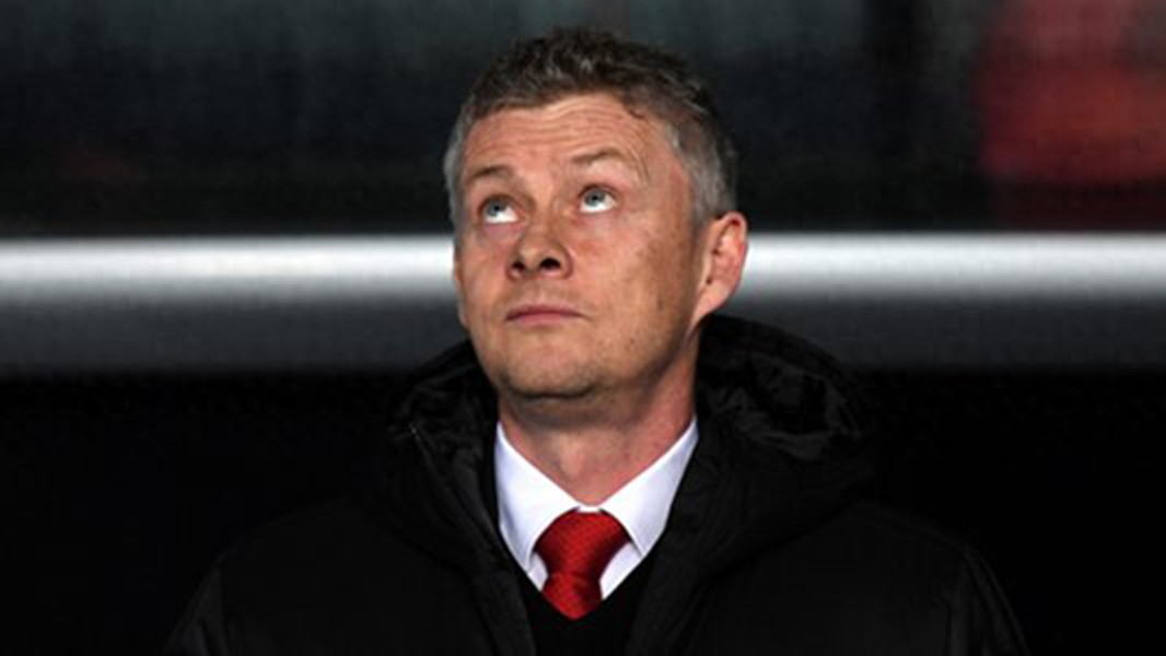 Ole Gunnar Solskjær is deeply disappointed at missing out on a return to Manchester United! His comeback was seen as excessive, with reports indicating both players and Sir Alex Ferguson opposed his reinstatement.