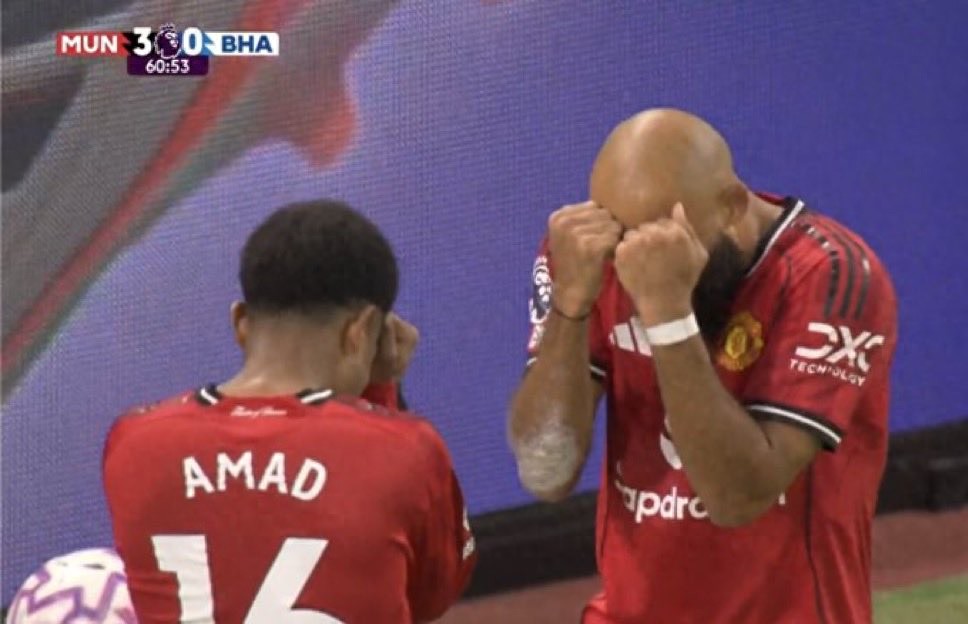 Manchester United must urgently accumulate points to secure a top-four finish! Their strongest right flank will be entirely unavailable by the end of the year, leaving the substitutes to disappoint Amorin.