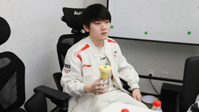 AL Announces Champion Coach Joining! T1 Champion Skins Revealed: Did Faker Ultimately Choose Taliyah?