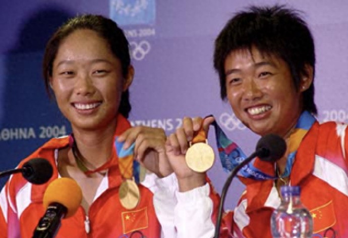 The Chinese women's doubles Rome was defeated by Waterloo, and all four teams were in the first round