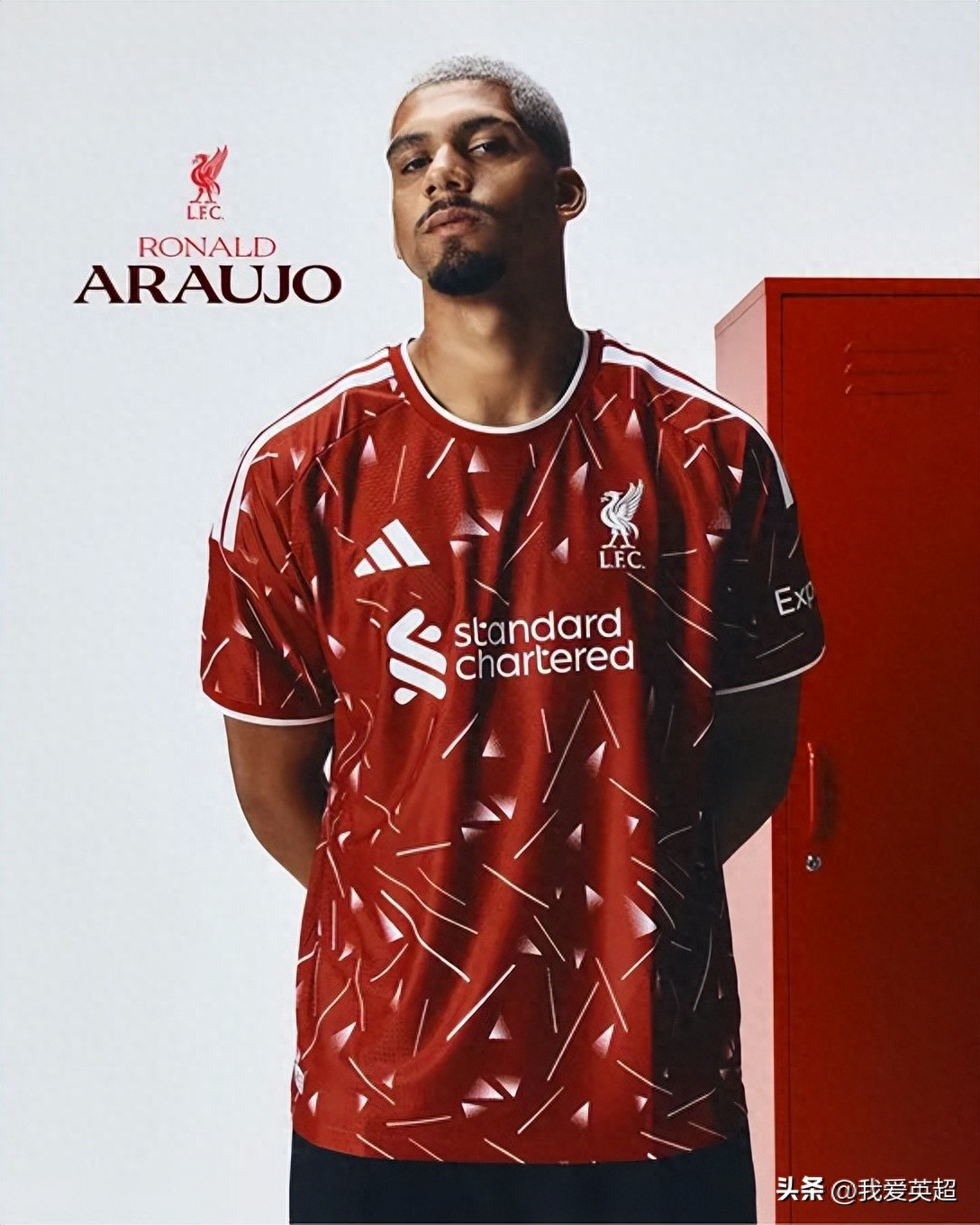 Liverpool officially announces the signing of 27-year-old Barcelona captain on loan: one-year deal, covering €11 million salary, with a €55 million buyout clause.