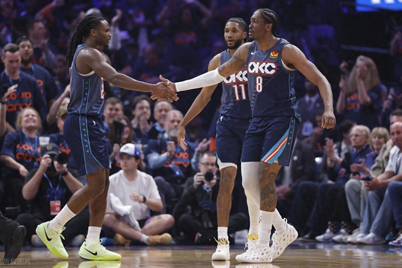 Alexander scores 37+5+9, Dillon contributes 30 points, Thunder easily defeat Suns to lead series 2-0