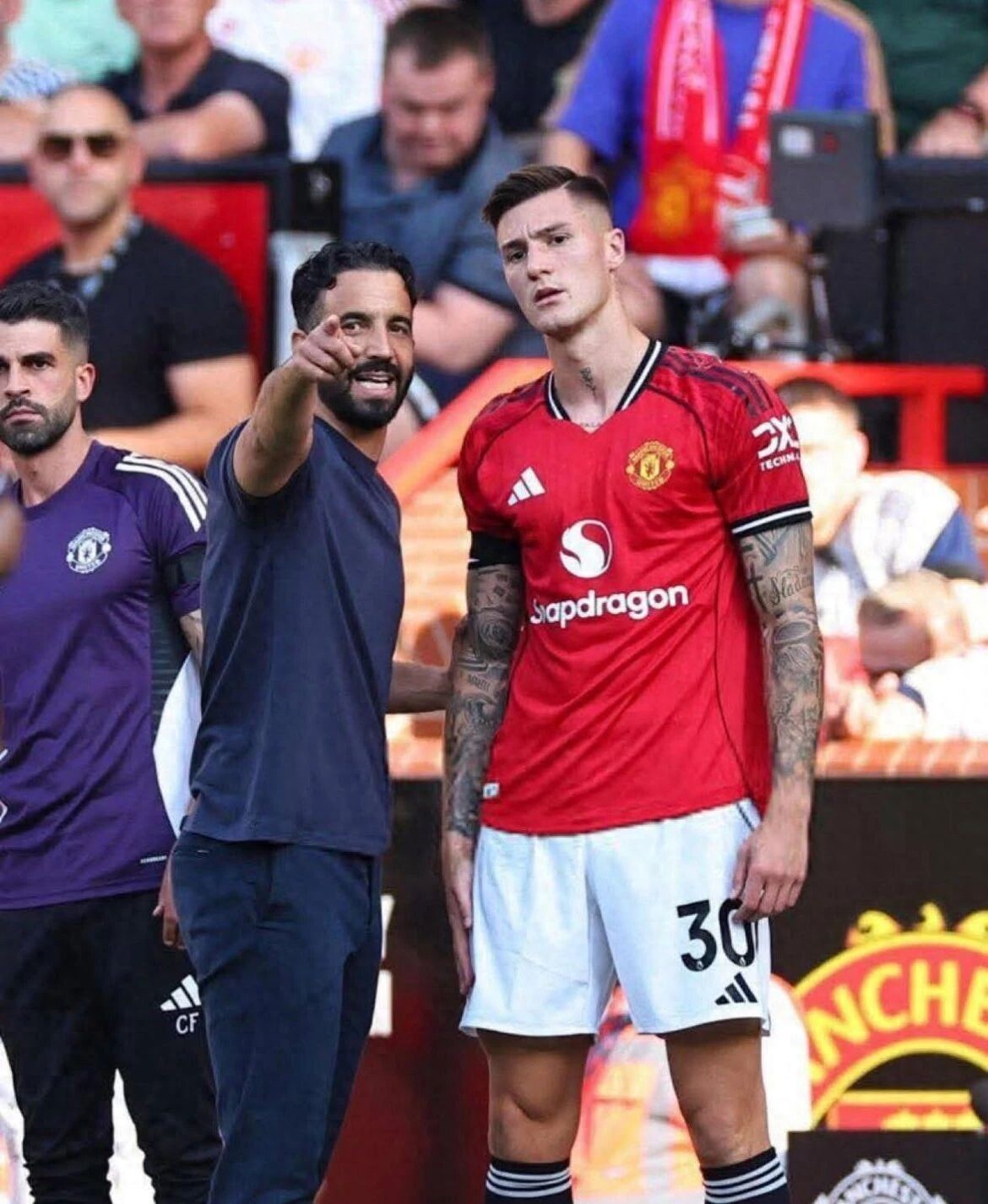 Manchester United is eager to secure their first win at Anfield in a decade! Amourin pins hopes on Sheshko, who once dominated Liverpool.