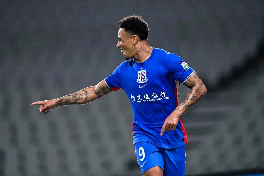 Six consecutive unbeaten matches propel Shenhua into top eight, showcasing two encouraging transformations.