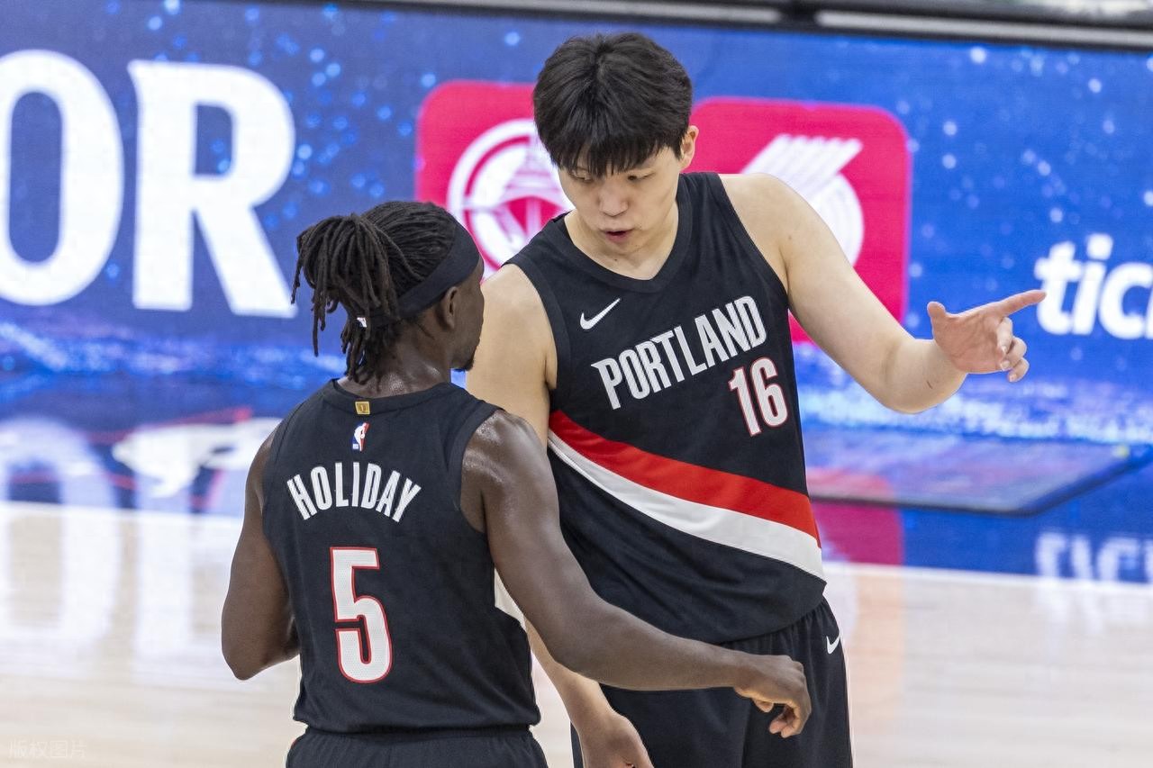 Highest plus-minus on the team! Yang Hansen records 6 points, 5 rebounds, and 1 assist as the Trail Blazers narrowly lose to the Wizards, suffering their third consecutive defeat.