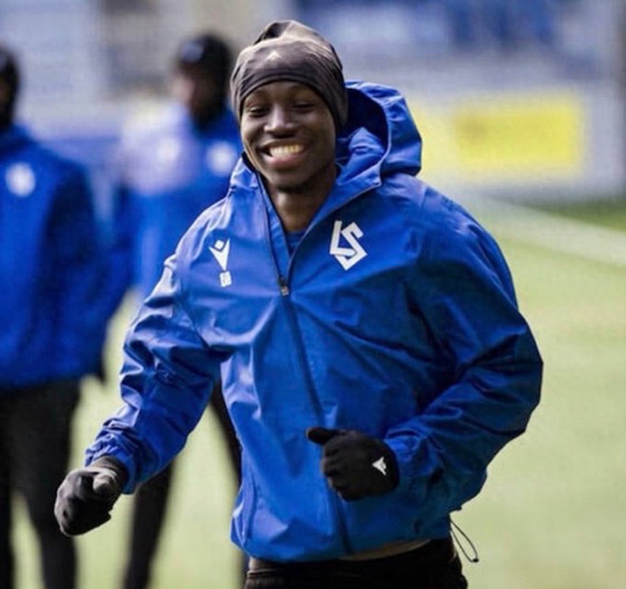 Manchester United's new Toure departure is just awaiting official announcement! Three young talents confirmed transfers, one loan canceled due to injury.