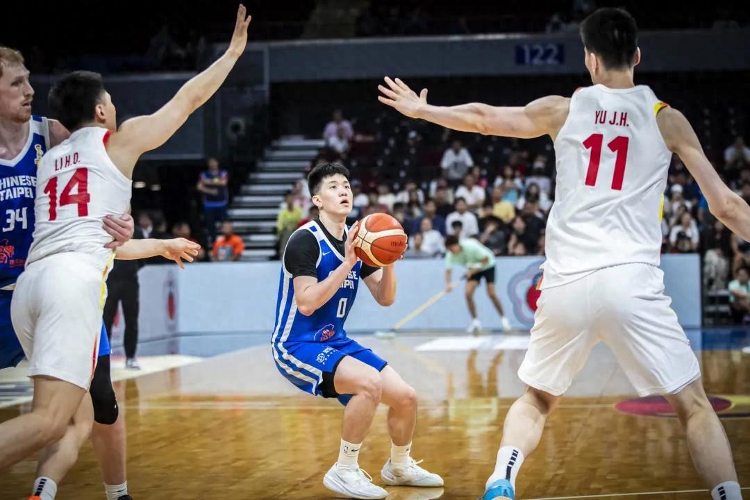 Two consecutive comebacks, the Chinese men's basketball team showed long-awaited fighting spirit!