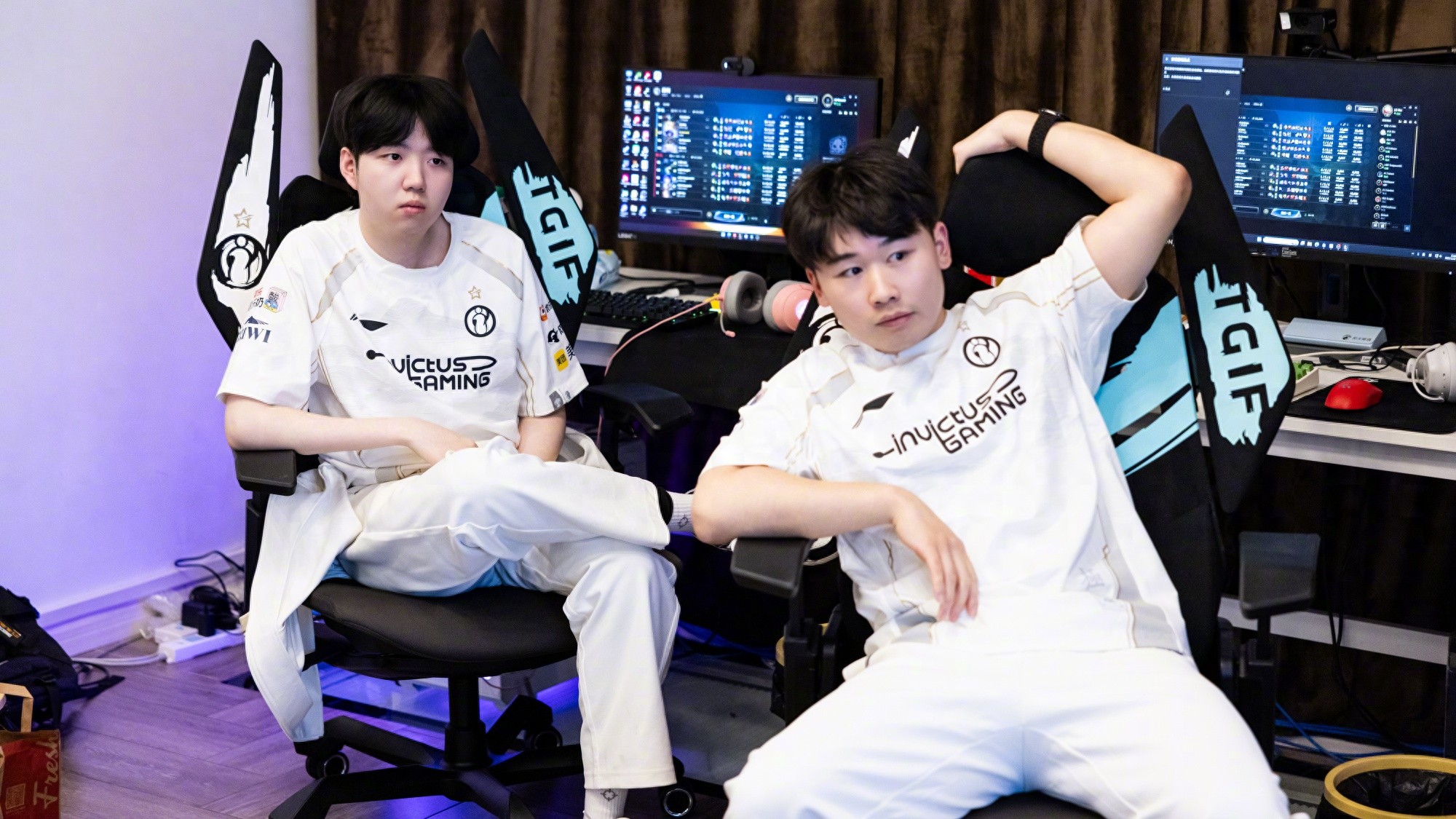 The strongest team in the LPL was beaten like bots! Insider reveals Bin's bad behavior: ignoring coaches during review sessions and refusing to apologize.