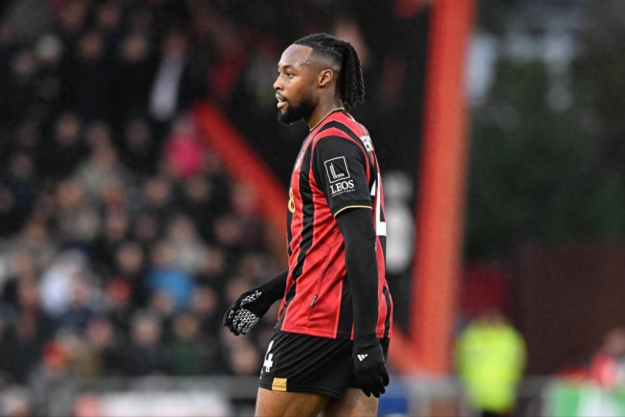 Romano: The Big 6 trio in the Premier League are competing for Semaño, who has contributed to 11 goals in 16 Premier League matches, with a release clause of £65 million.