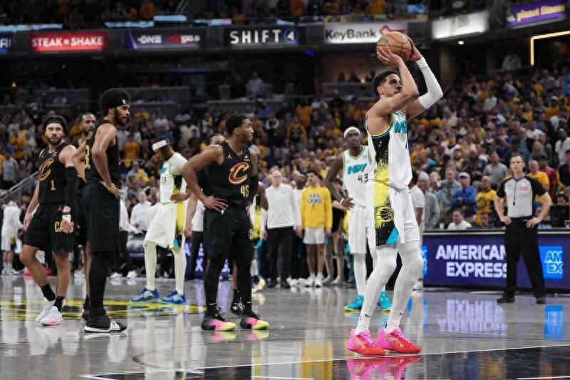 The Cavaliers trailed by 41 points in the first half, an embarrassing record of only three in NBA playoff history
