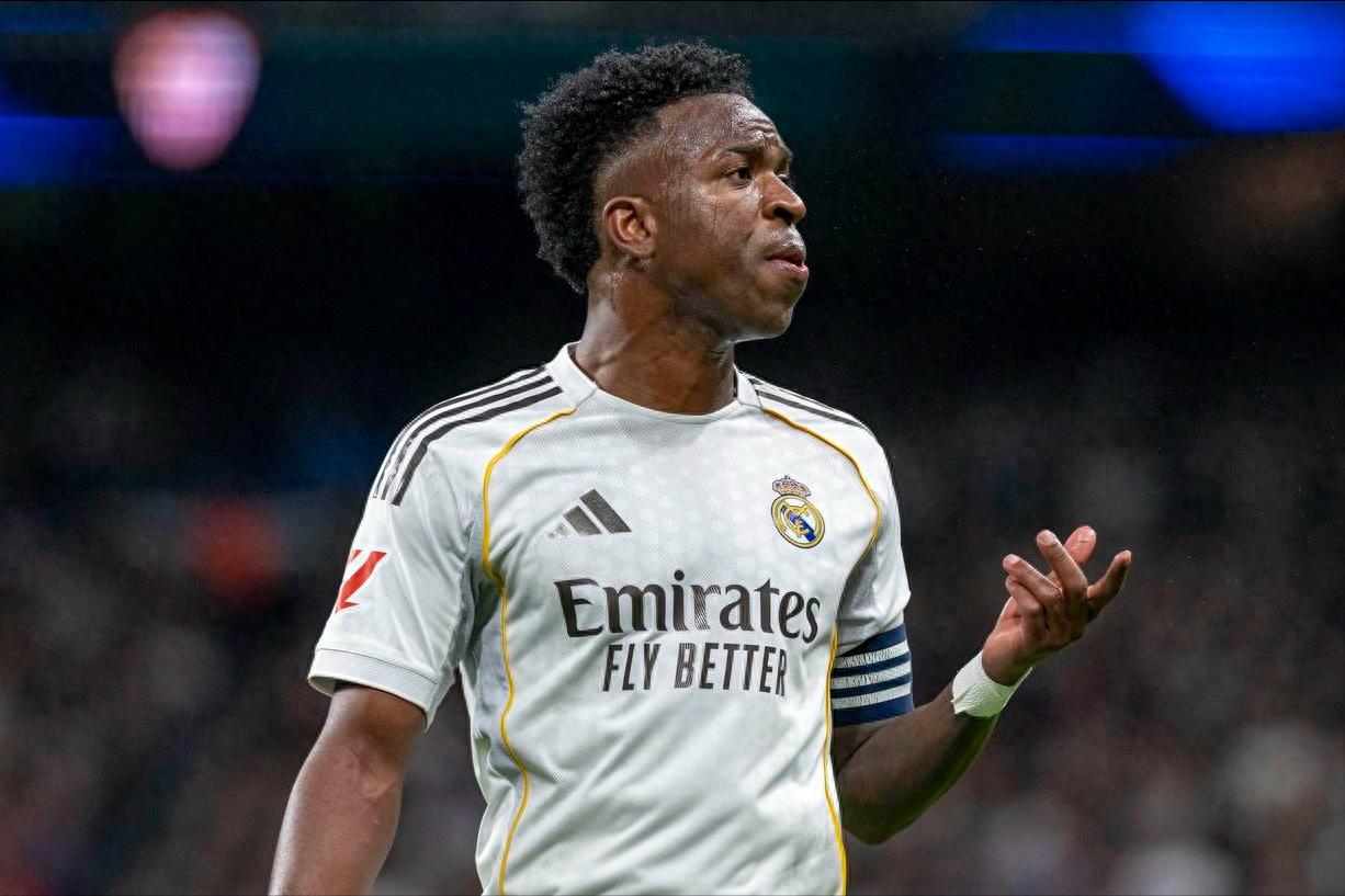 Spanish media: Real Madrid values Vinícius at 100 million euros and plans to sign Vitinha or Haaland