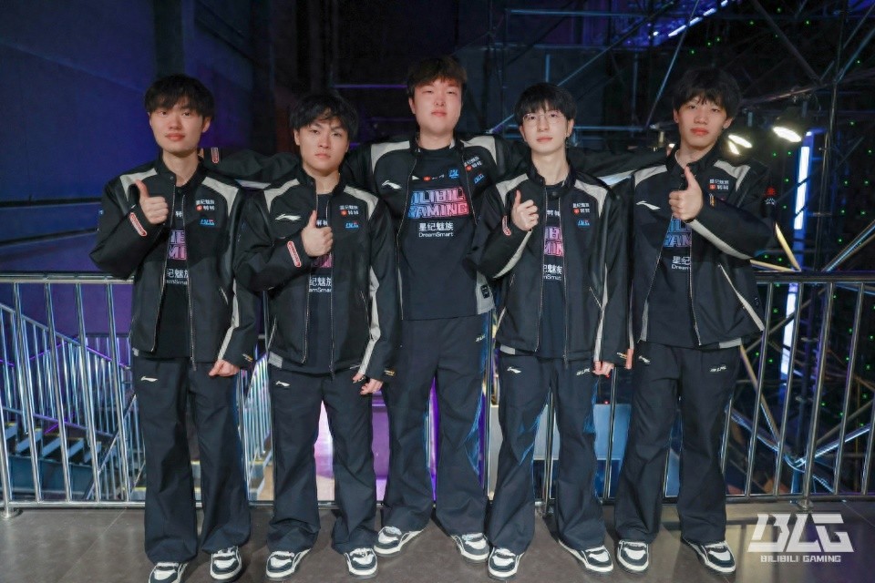 After BLG lost to AL! Knight apologized! But Bin is on the hot search again!