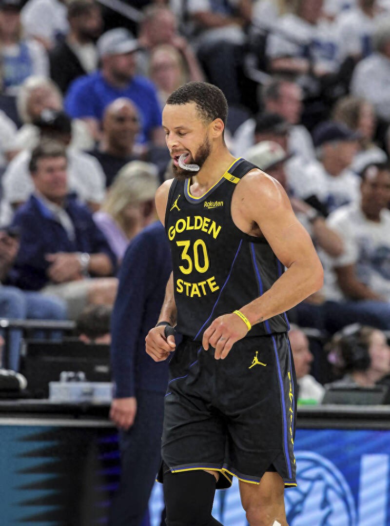 Curry was unable to play in G2, at least in the NBA playoffs semifinals, and he was frustrated by the injury