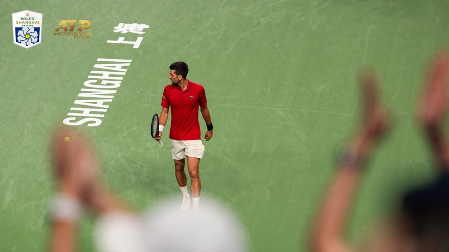 Djokovic, the first to reach the Masters semifinals, receives more good news as Federer makes his appearance today.