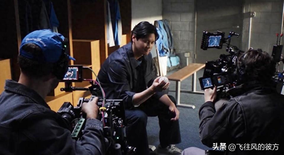 Shohei Ohtani revealed that he finds it difficult to be a physical education teacher and shared that his childhood dream was to become an "astronaut."