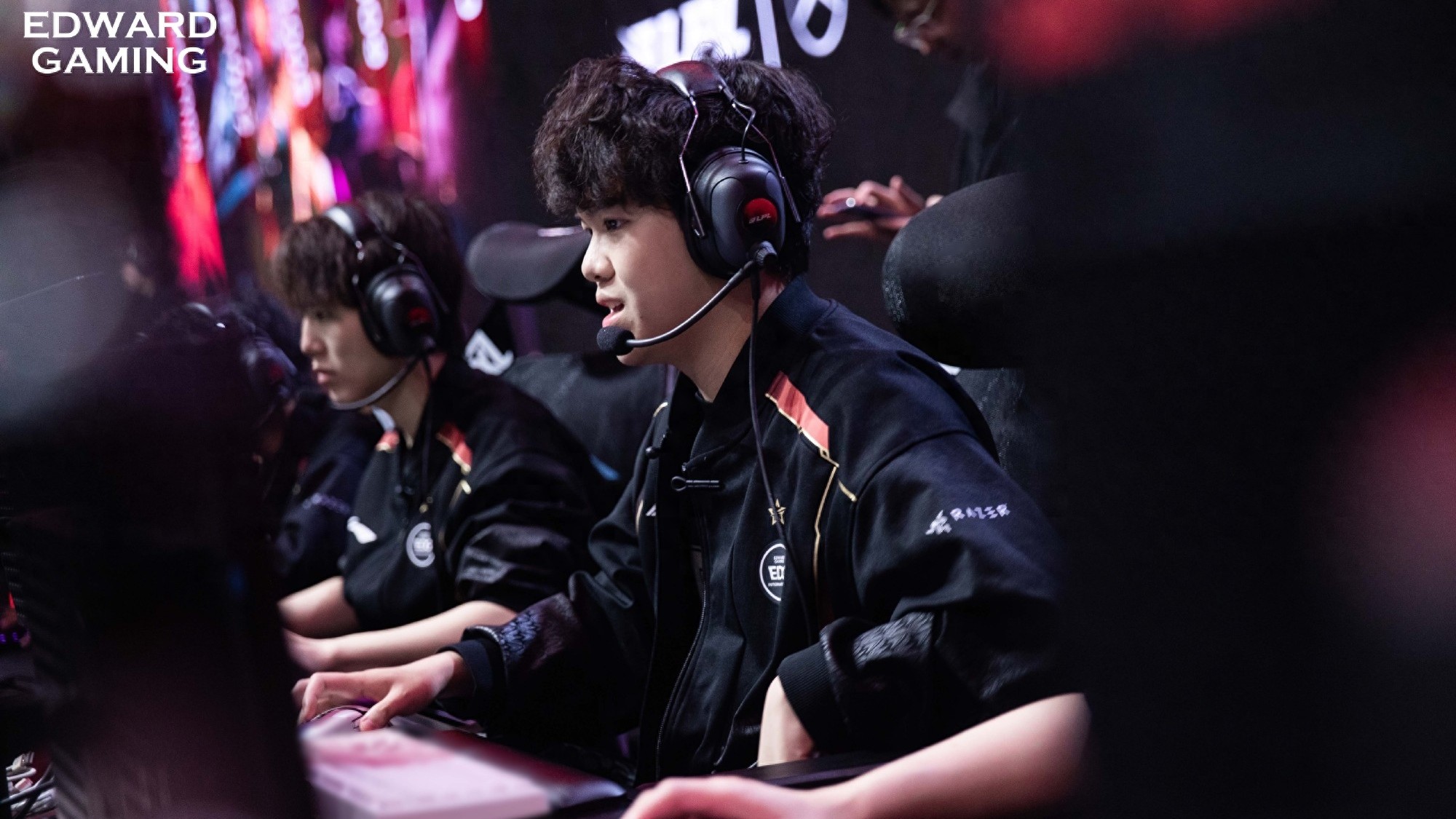 The worst player of the year in LPL is born! Losing the game, the single person took the blame, and the fan team was miserably replaced