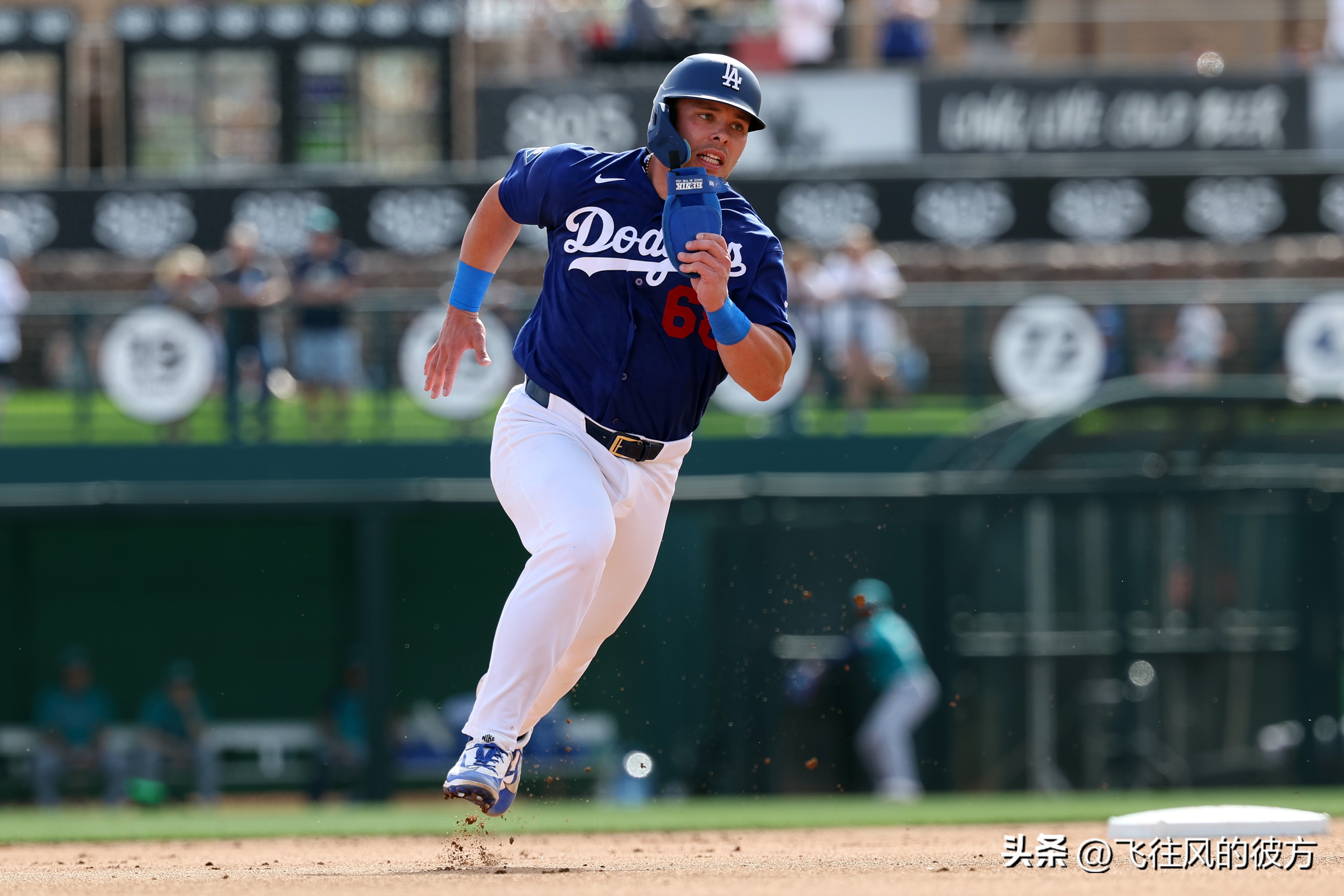 Dodgers catcher Rushing knows he must prove himself in the new season — and he enjoys that feeling.