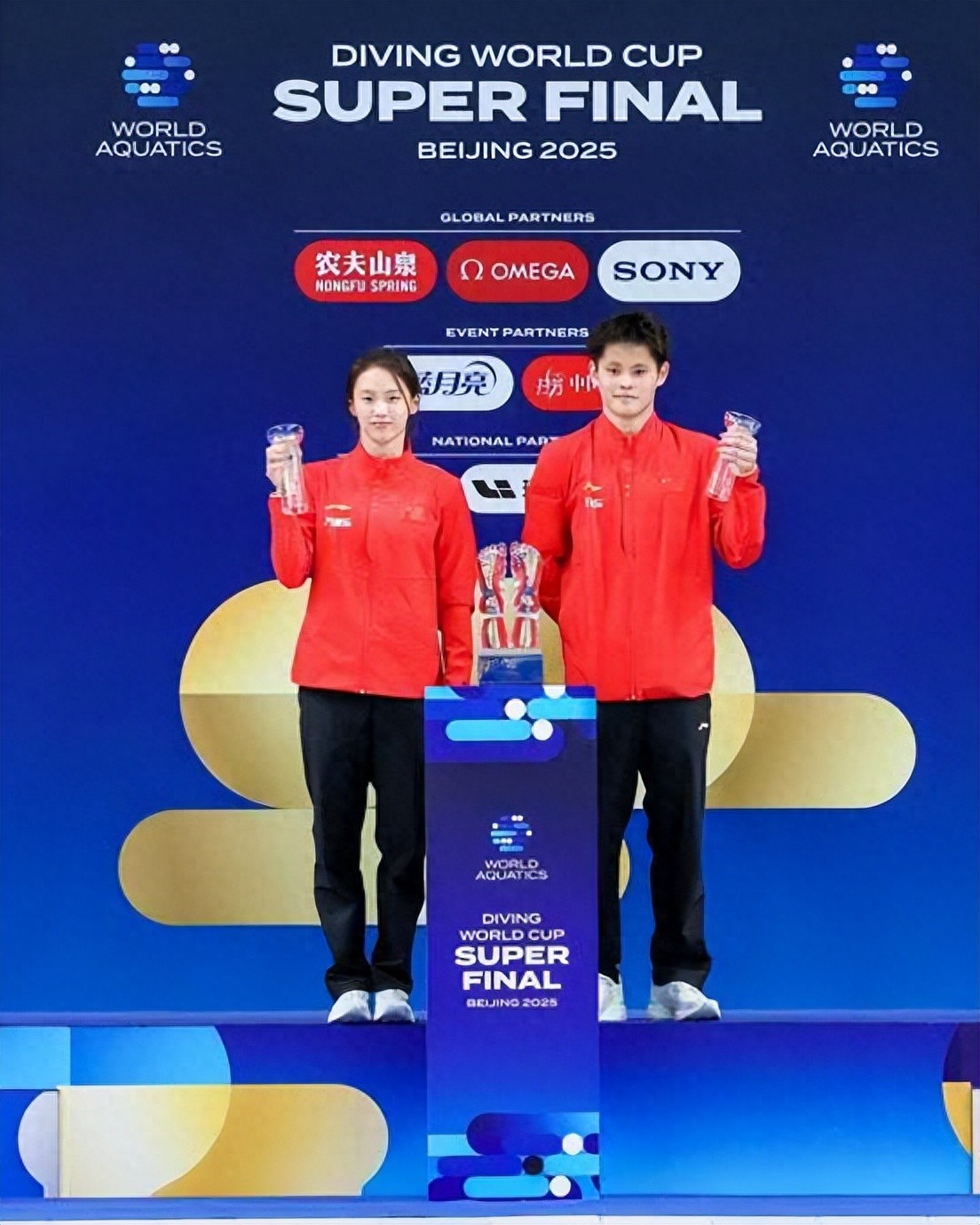 After Chen Yuxi's 3 platform jumps were sealed, she deservedly won the title of the best female athlete in this season's Diving World Cup