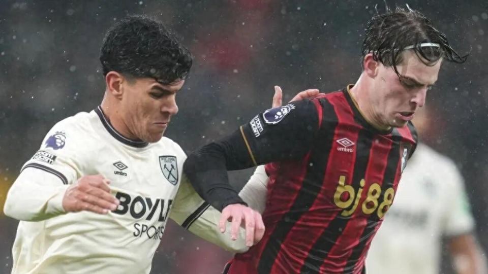 Manchester United have reportedly made contact regarding Scott! A detailed breakdown of 10 candidates to replace Casemiro, and who might be the best fit