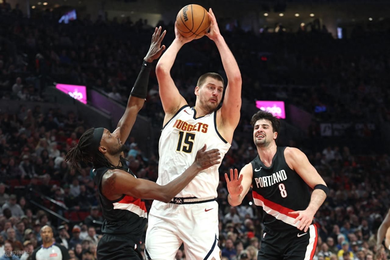 Insane! Jokic scores 32 as Nuggets explode for a record 157 points; Yang Hansen records 4 points, 1 rebound, and 1 block in Blazers' heavy defeat