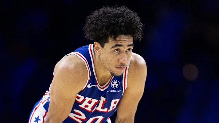 Injury strikes again! The 76ers officially announce McKinnon's torn thumb ligament, with hopes to return to the court by late November.