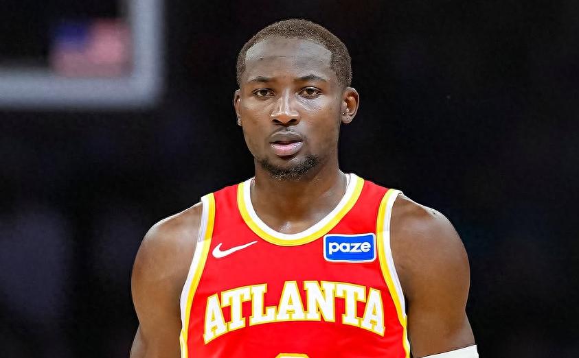 Kuminga is set to make his Hawks debut tomorrow! A renowned reporter noted his style overlaps with Johnson’s and suggested he might be traded again.