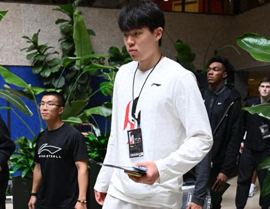 Yang Hansen attends class in New York! Unveiling the NBA RTP training: What exactly do rookies learn from it?
