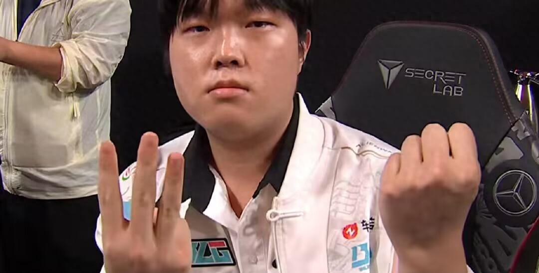 BLG's final championship puzzle piece officially announced! BLG manager speaks up for Bin, and Saint Gun Brother thanks BLG