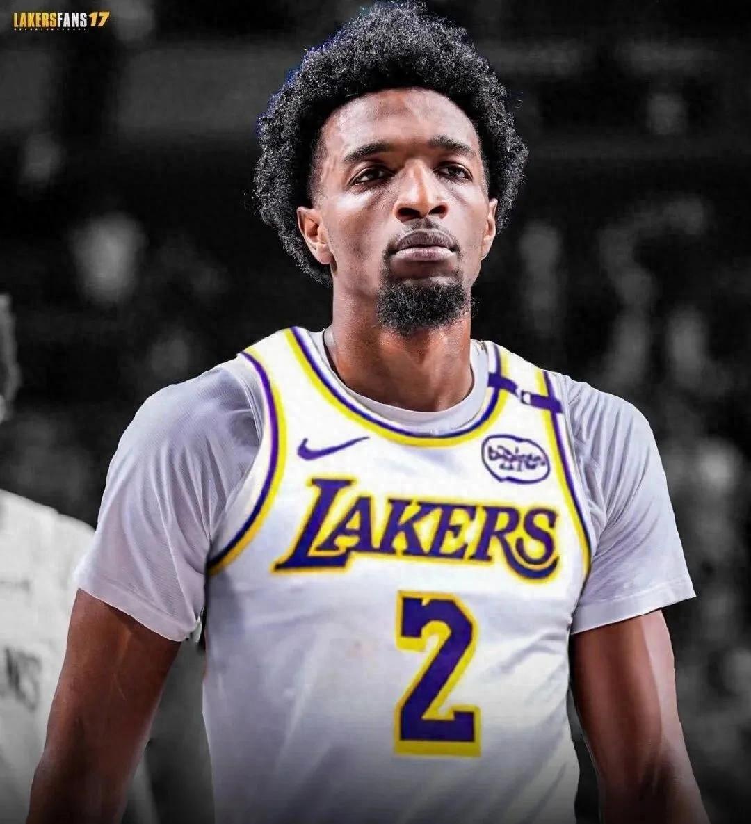 Wow! Lakers target a defensive anchor! A 3-for-1 trade plan revealed