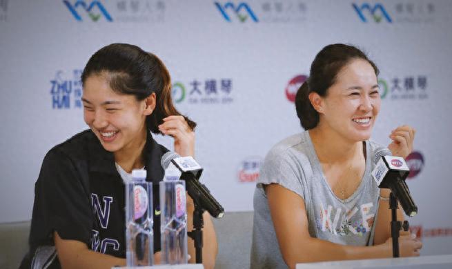 Finally laughed! Zhu Lin won her first tour win in a year, and Wang Xinyu refused to lose in a row against Gauff