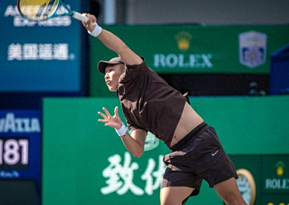 China&#39;s last hope, Shang Juncheng, exhausted in physical stamina, stopped at the round of 32 in the Shanghai Masters; Shang Juncheng: Ultimately ran out of strength