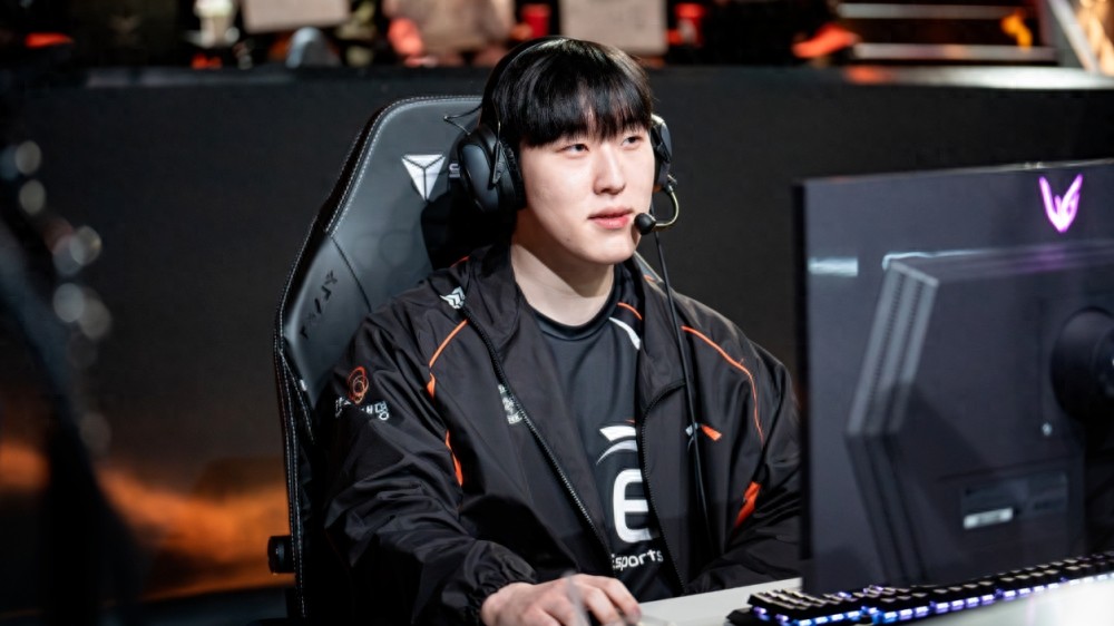 TES lost a training match against a Brazilian team! The LCP official page directly taunted: Thank you, Top Esports, looking forward to facing you at Worlds.