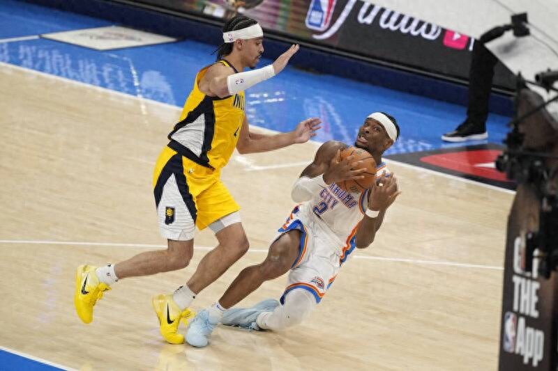 Compared with Kobe, Olajuwon, and Jordan, SGA scored at least 30+ in Game 15 of this year's playoffs