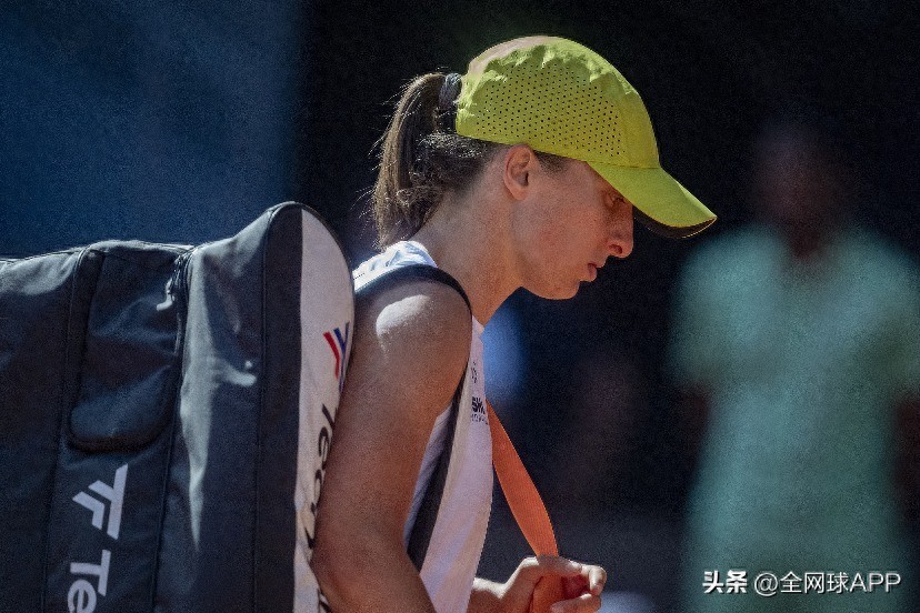 WTA Rome: Swiatek lost to Collins and fell out of the top 2 in the world rankings