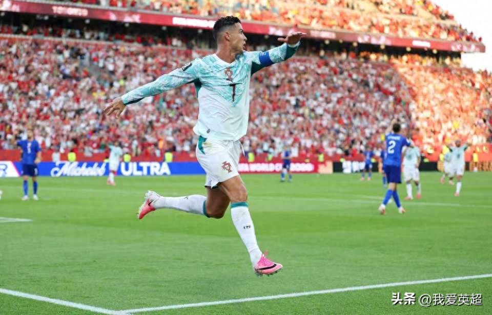 Dramatic Scene! 41-Year-Old Ronaldo Scores a Penalty to Level the Match After a Goal is Disallowed, Finally Getting His First Knockout Goal and Breaking a 20-Year Jinx