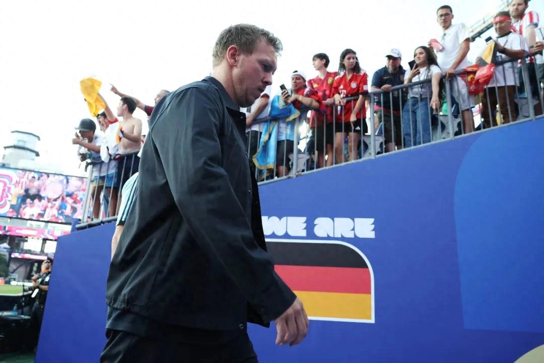 A German team that can't even win a penalty shootout—what can you expect them to achieve?