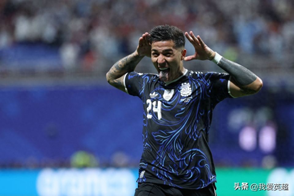 Amazing! Argentina has won four consecutive knockout matches with last-minute goals, reversing the score and avenging their loss to England, maintaining a 96-year unbeaten streak in World Cup semifinals.