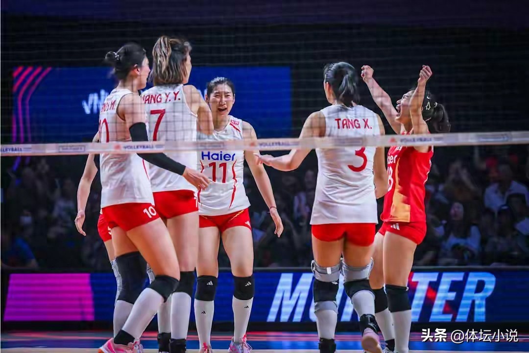 Incredible comeback! China women's volleyball team defeats USA 3-2 to advance to semifinals at VNL, but faces an even tougher opponent next round!