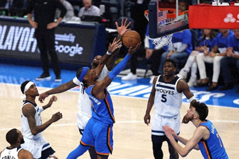 Scoring at least 30 points in five consecutive NBA playoff games, "SGA" equaled his personal best