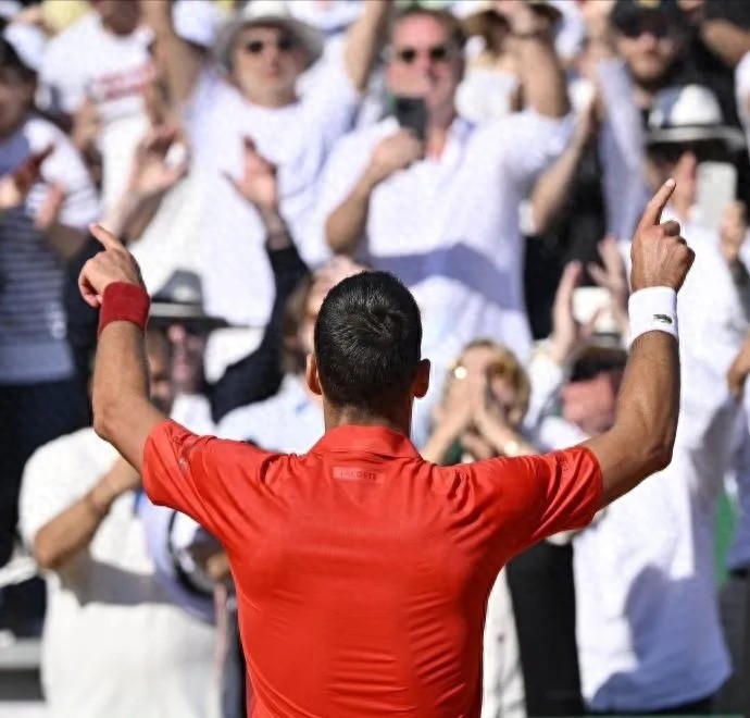 名宿指出德約拿大滿貫冠軍需憑運氣,澳網官方力挺斯瓦泰克2026年奪冠