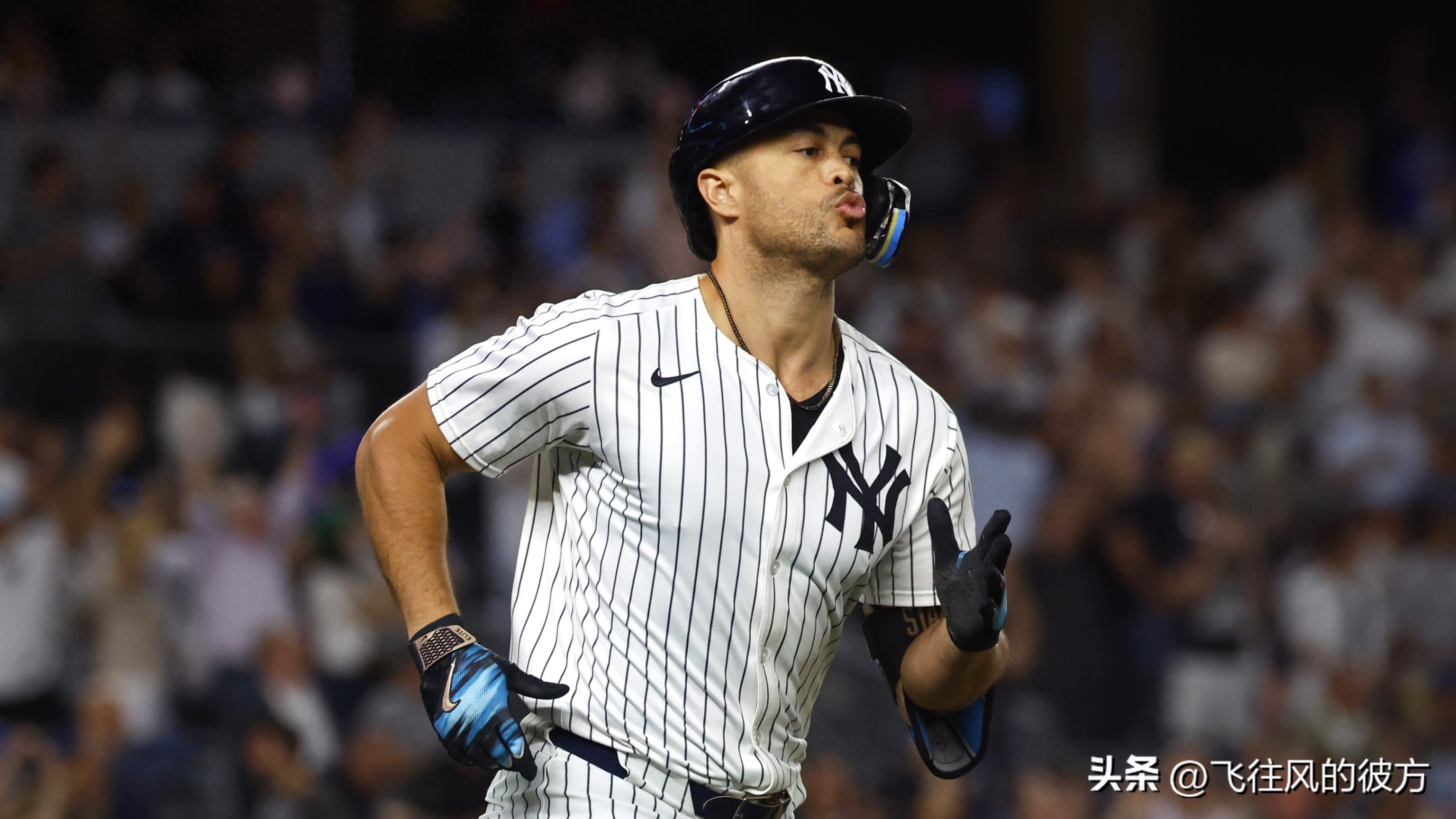 Stanton continues his hot streak with a 451-foot home run, accounting for all 5 RBIs for the Yankees.
