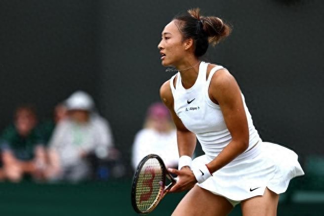 The Tour and Challenge Tournament ushered in China Day, and Zhang Shuai reached the semi-finals with seven ties, which was admirable