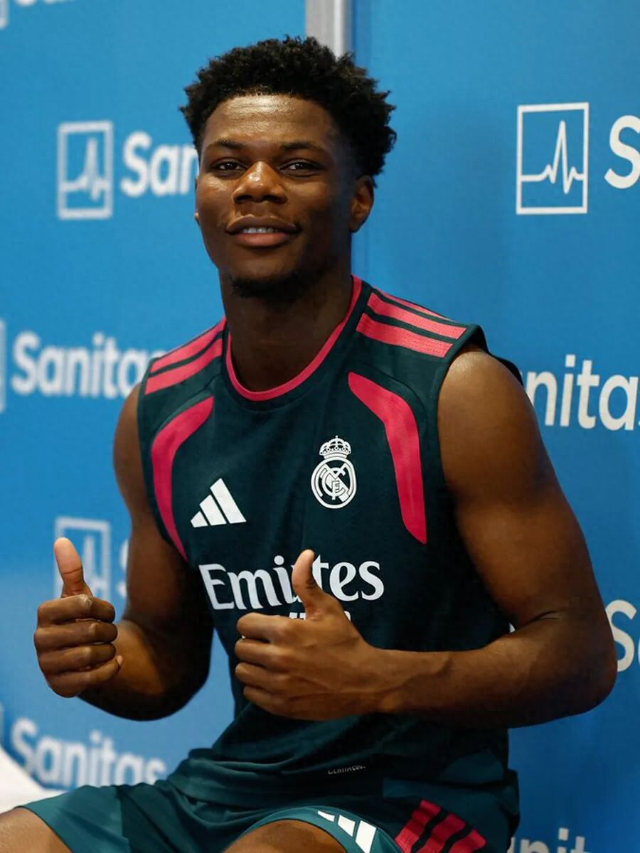 Manchester United's summer move for Tchouaméni is completely off the table, as Real Madrid have officially announced his return to the squad! There are also fresh rumors of an £85 million deal for Wharton.